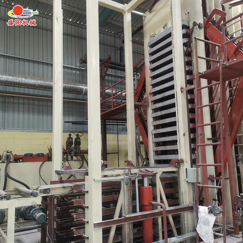 Wood Machinery for the Particle Board Production Line/Bagasse/Reed/Bulrush Chip Board Production Line Manufacturer
